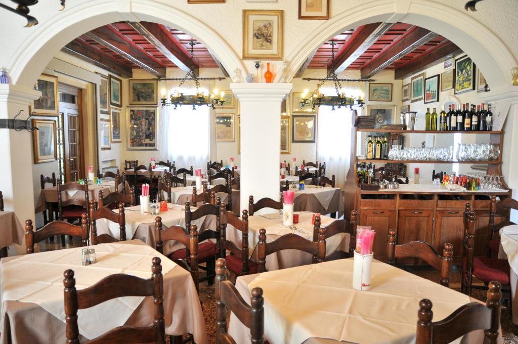 Hotel 5 Colonne Mirano Pokoj fotografie